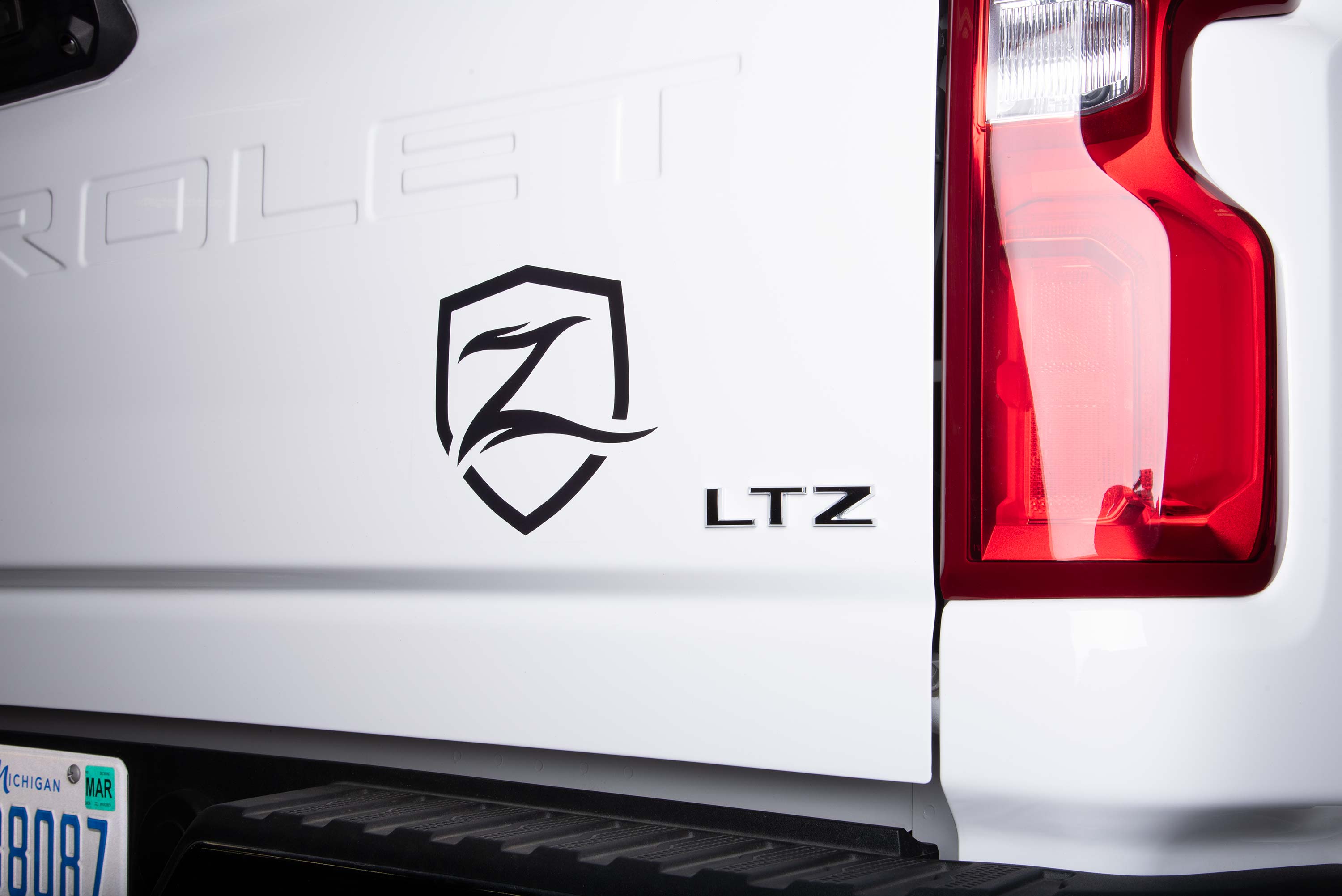 Zone Vinyl Logo Decal - Black – Zone Offroad